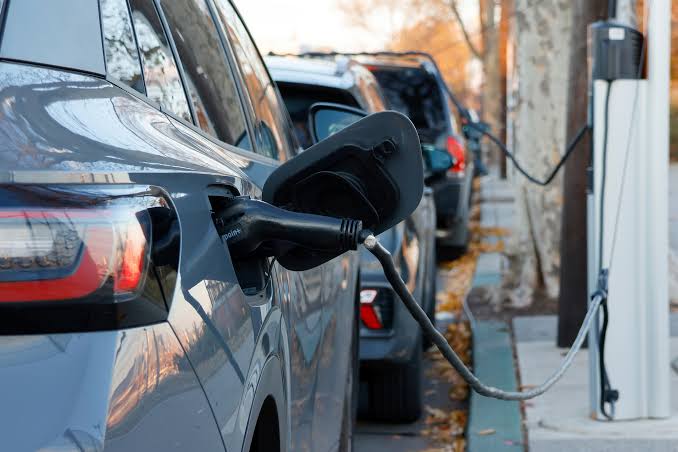 Unlocking the Future of EV Charging: Understanding the EV DC Fast Charger